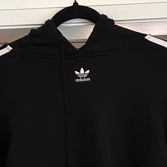 ADIDAS Cropped Black with the Three Stripes Sweatshirt - Size L - Picture 4 of 12